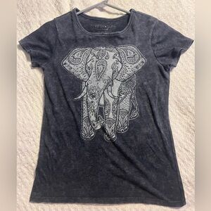 Gray elephant 🐘 shirt xs